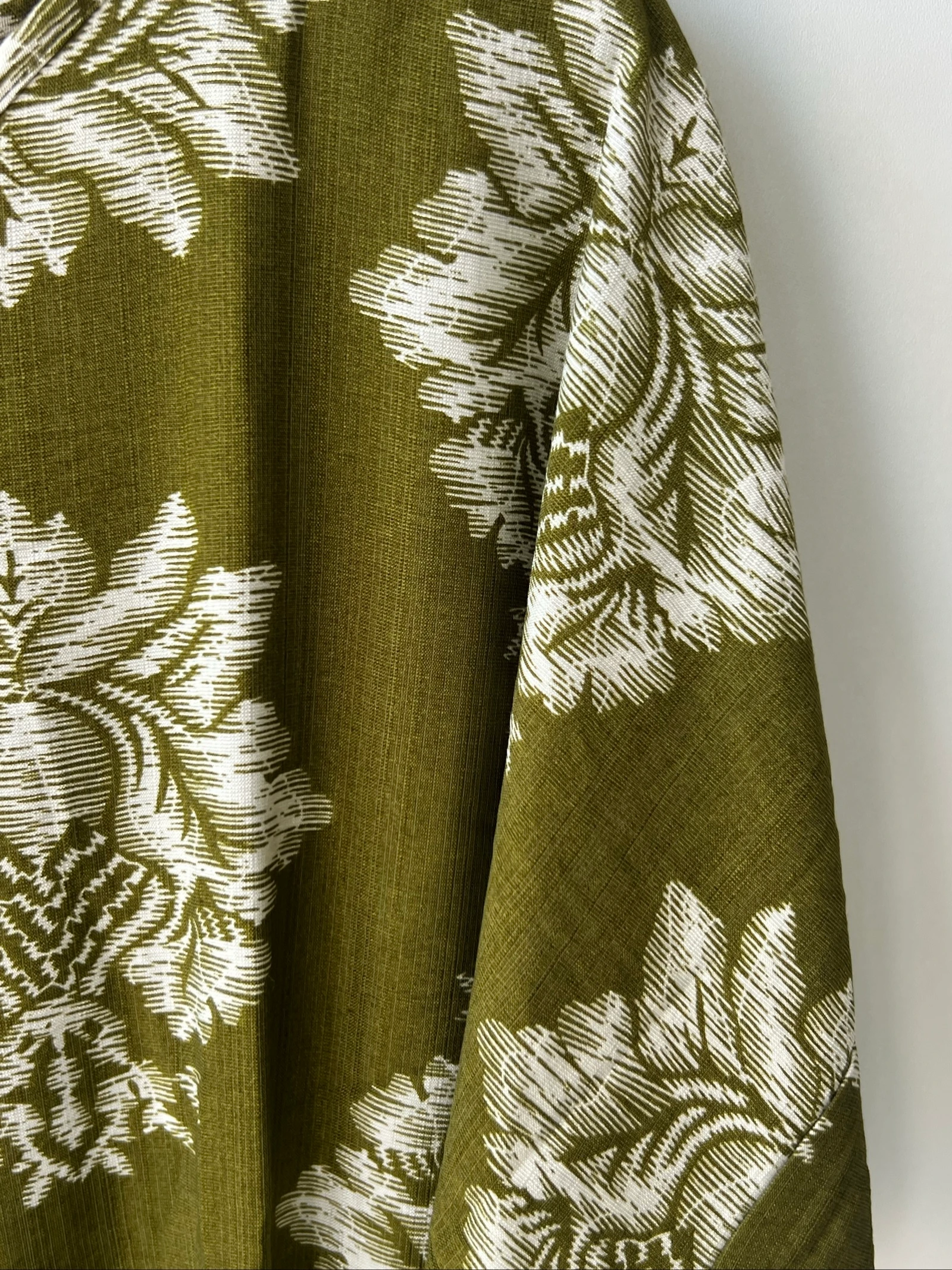 🌿 Blusa estampada com laço | Tamanho M/L 🤍 – photo 2